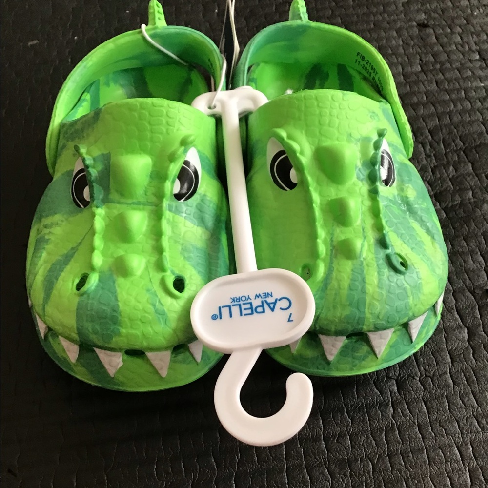 NWTS Capelli of New York Kids Green Crocodile Clog Shoes 7T